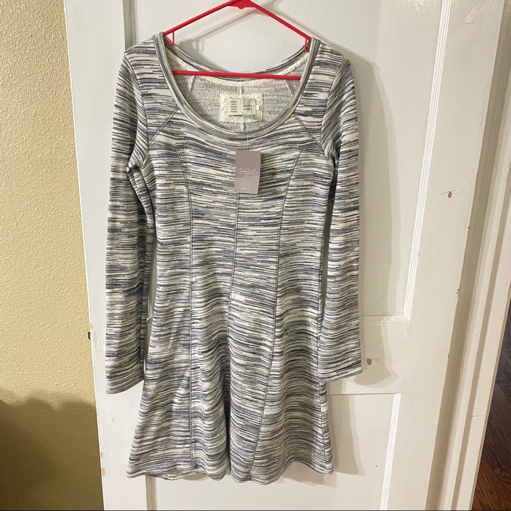 Anthropologie mini dress size S long sleeves